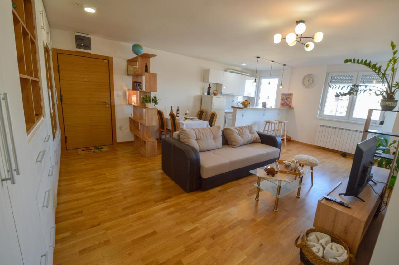 Shine24 - Spacious And Bright Apartment - New Novi Sad Ngoại thất bức ảnh